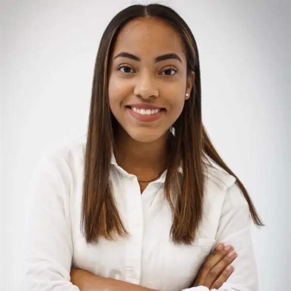 Nicole Winston image